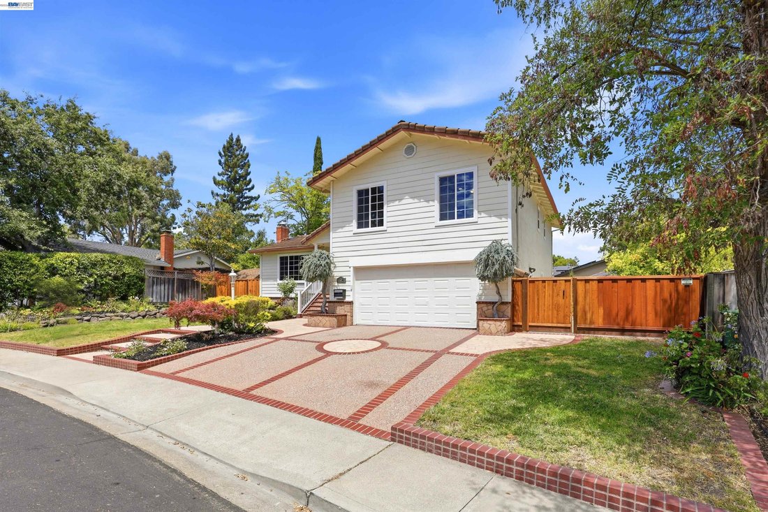 House in San Ramon, California, United States 2 - 18493121