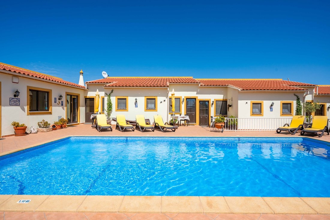 Villa in Silves, Algarve, Portugal 1 - 18492958