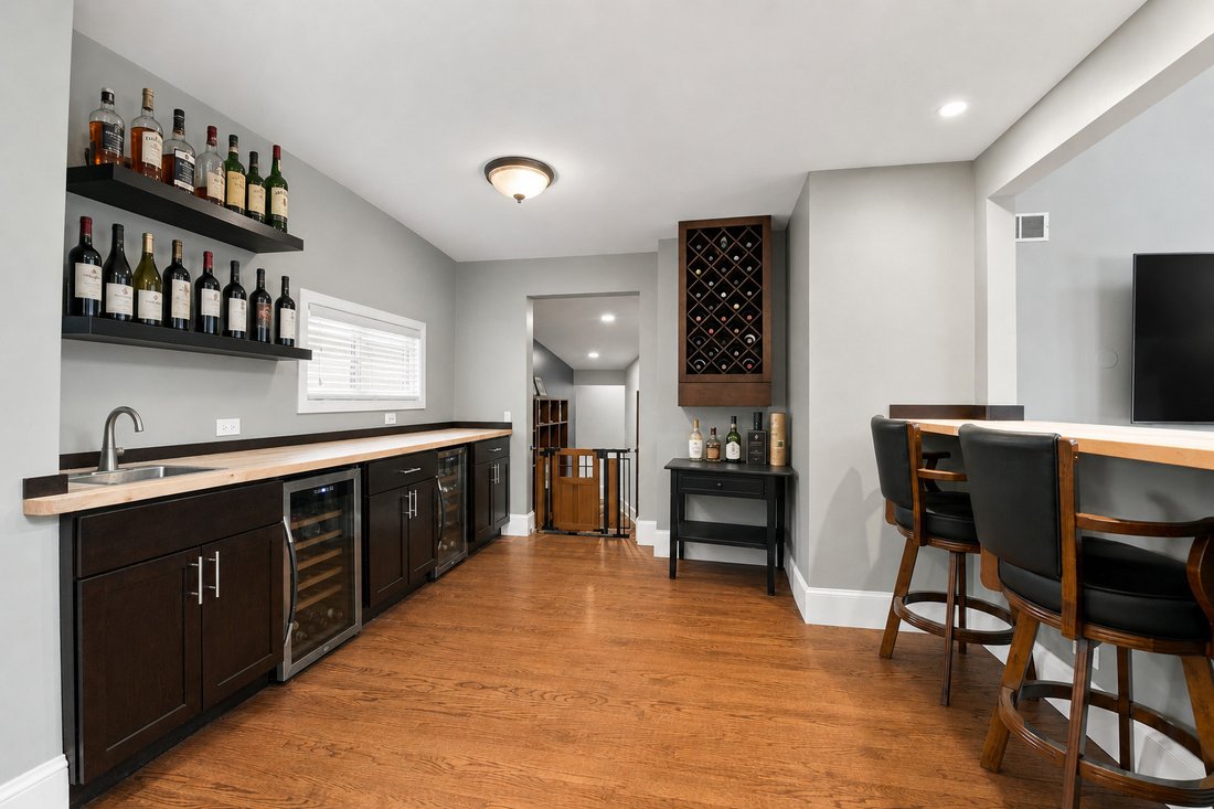 House in Clarendon Hills, Illinois, United States 3 - 18494676