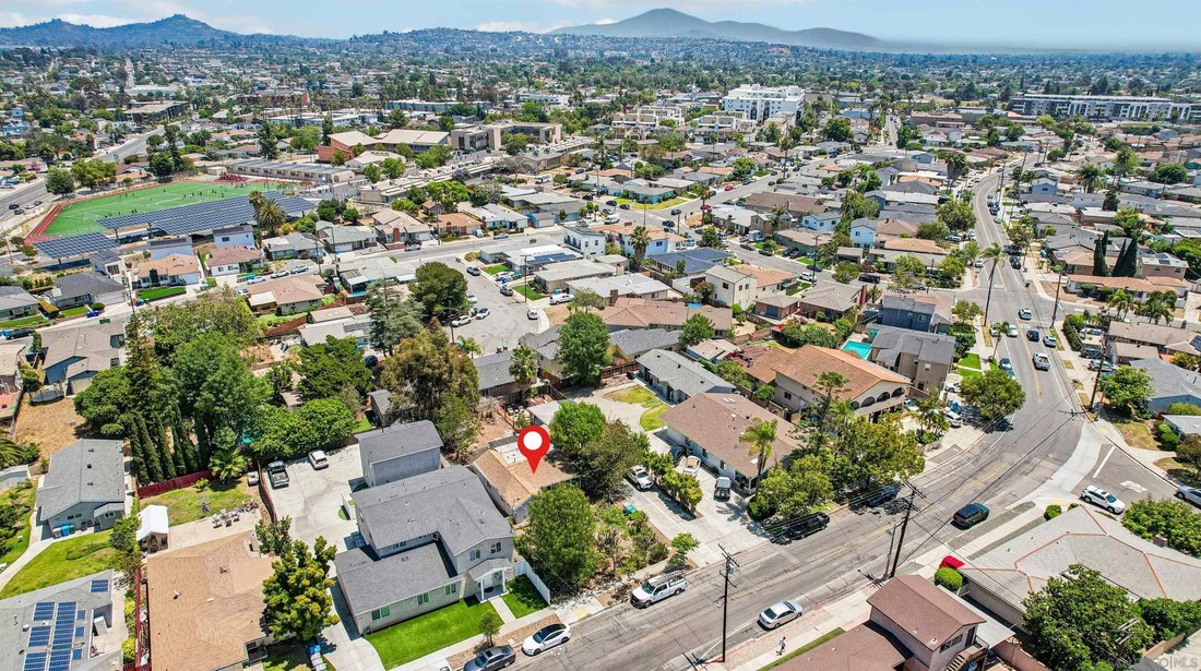 San Diego, California, United States 4 - 18493734