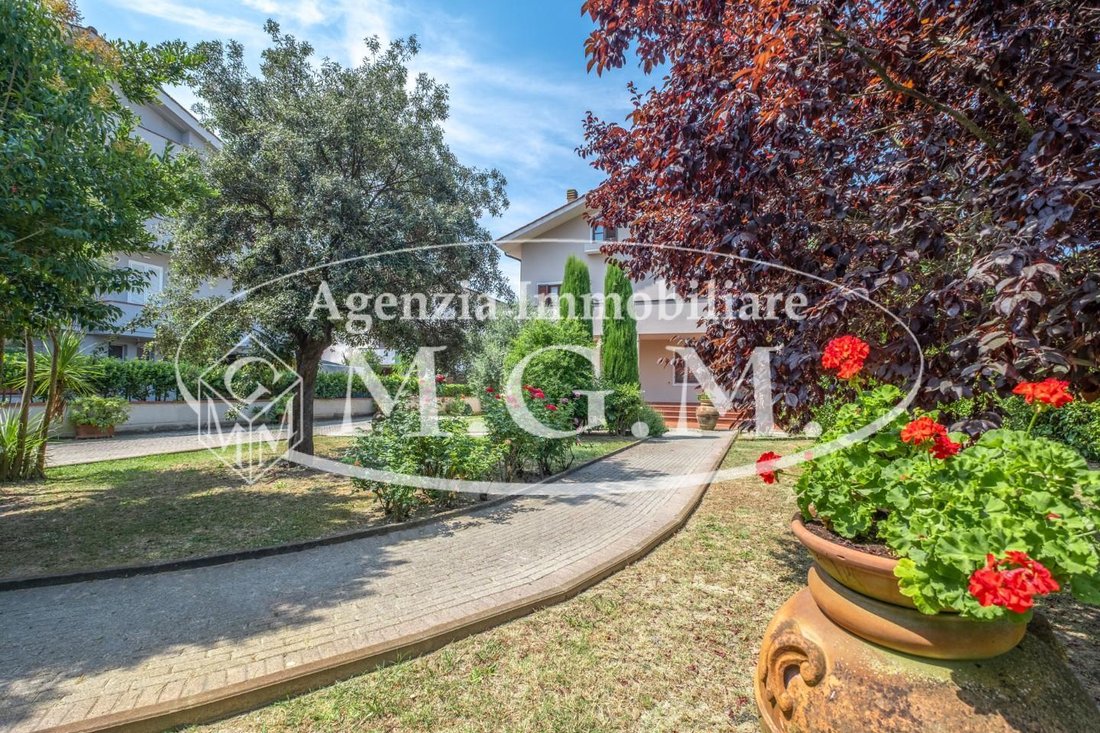 House in Calcinaia, Tuscany, Italy 3 - 18495126