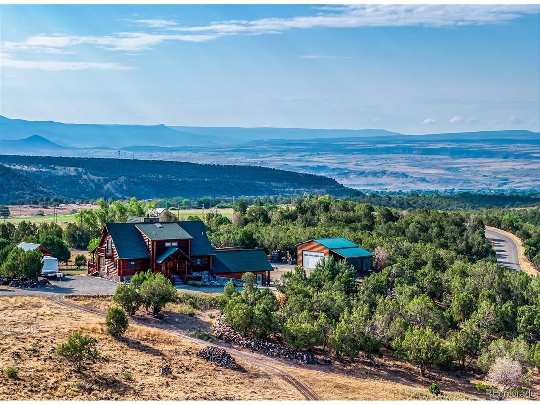 Farm Ranch in Hotchkiss, Colorado, United States 1 - 18493094