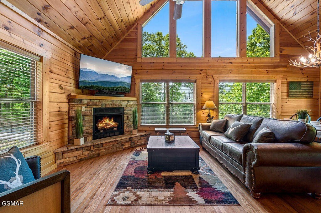 House in Gatlinburg, Tennessee, United States 5 - 18493659
