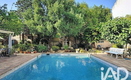 House in Trois Quartiers-Siblas, Toulon, France 1