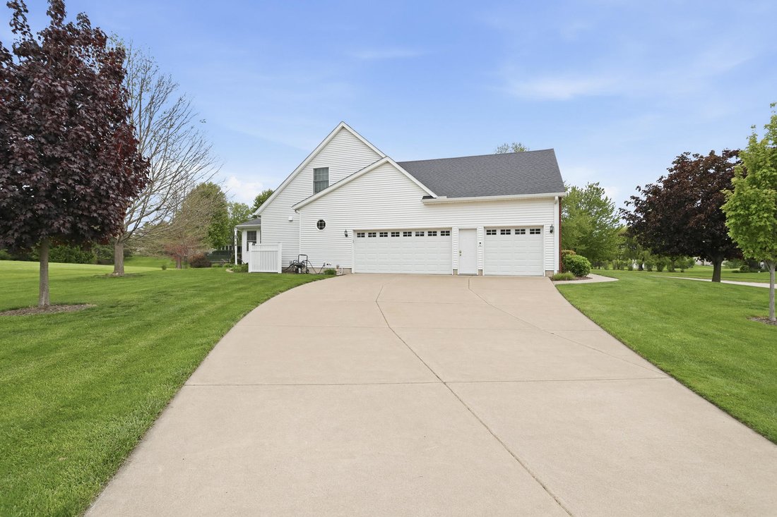 House in Davenport, Iowa, United States 3 - 18494704