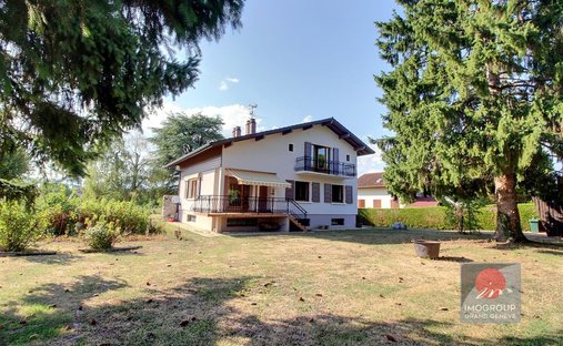 Villa in Chens-sur-Léman, Auvergne-Rhône-Alpes, France 1