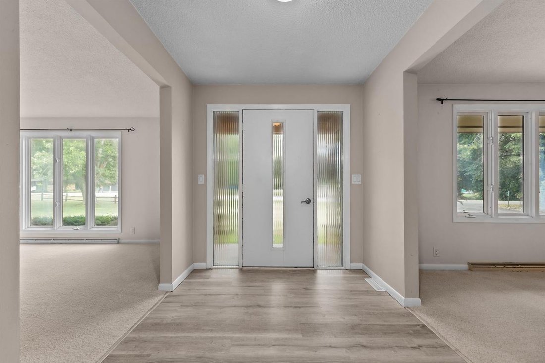 House in Menasha, Wisconsin, United States 2 - 18494612
