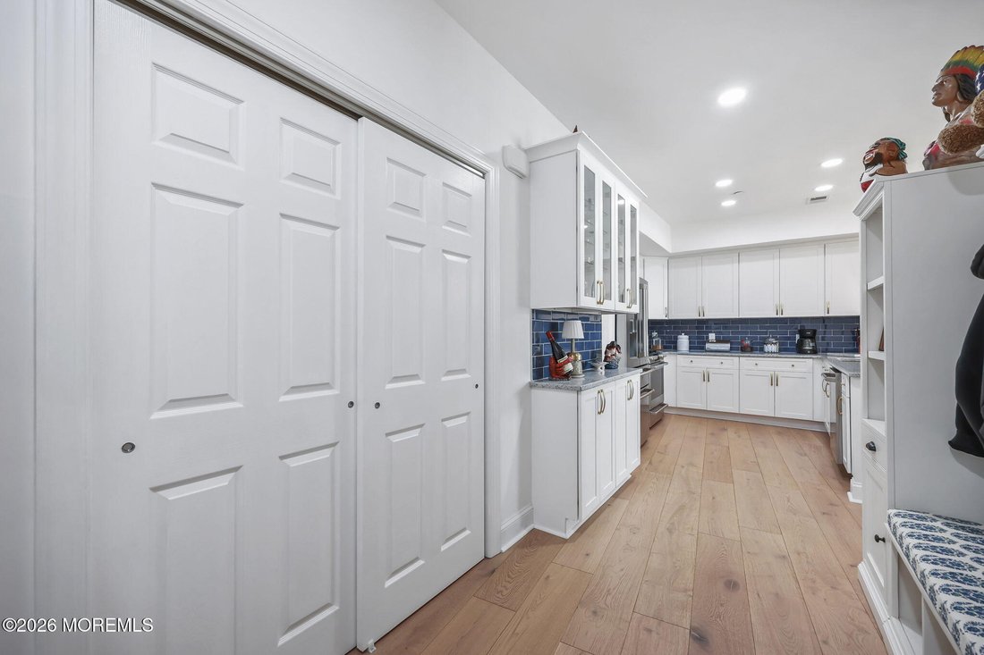 Condo in Asbury Park, New Jersey, United States 4 - 18493012