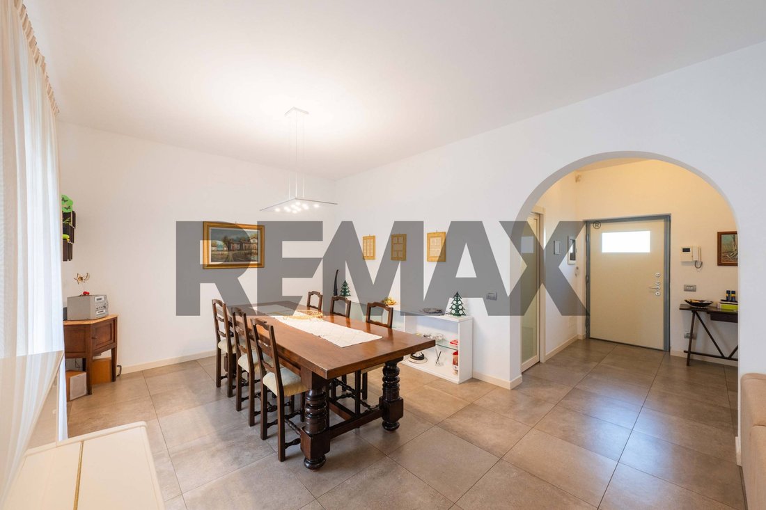 Villa in Dalmine, Lombardy, Italy 1 - 18495875