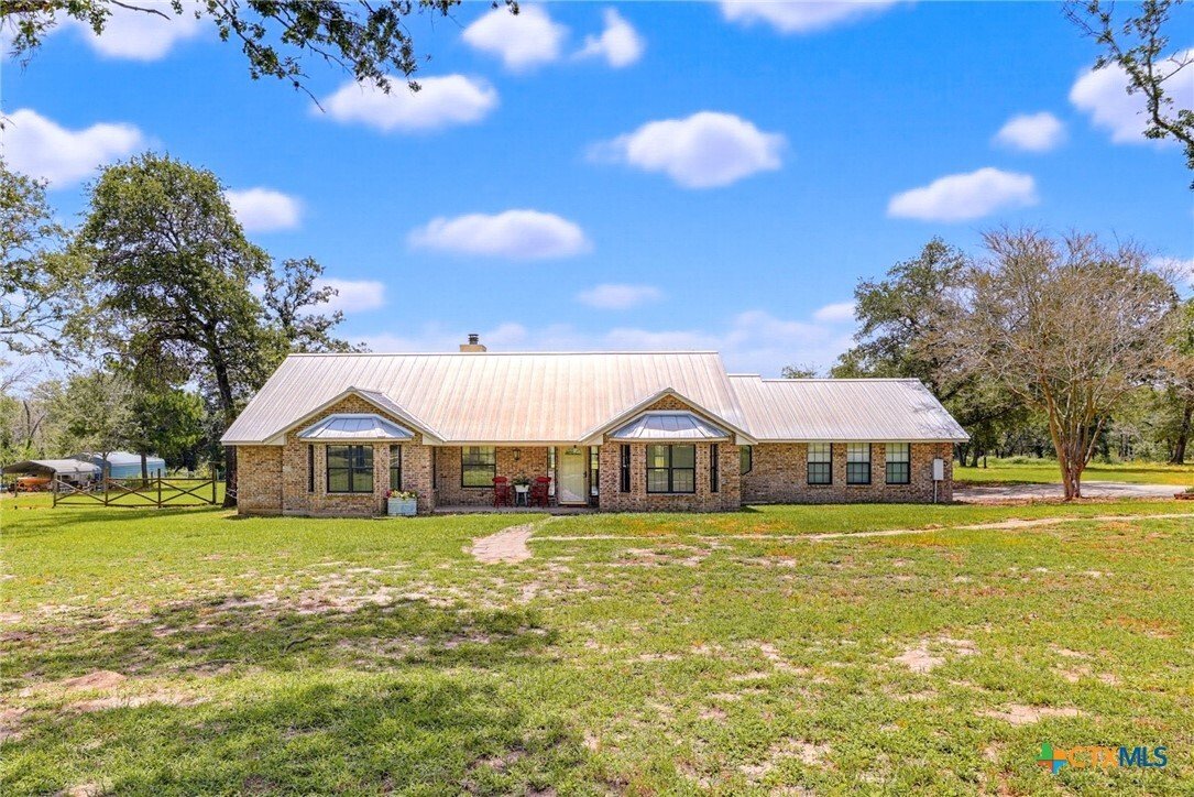 House in La Vernia, Texas, United States 1 - 18494095