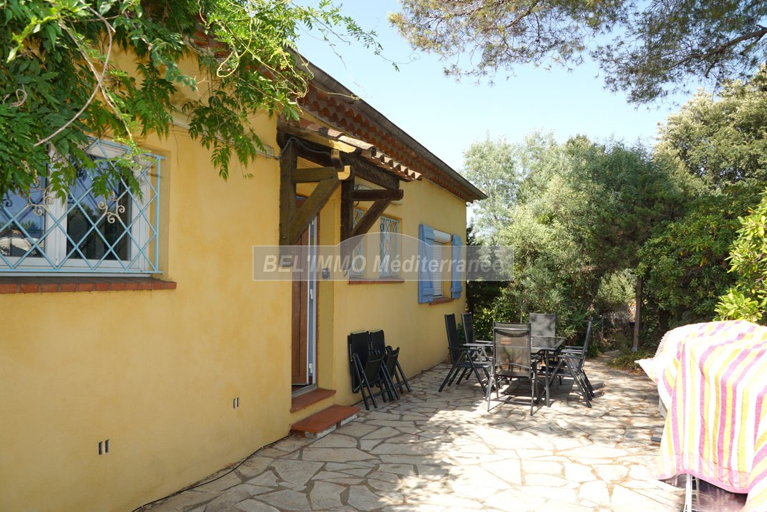 Villa in Sud, Cavalaire-sur-Mer, France 1 - 18493961