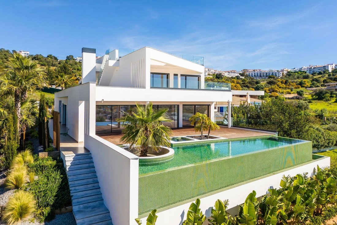 Villa in Praia dos Pescadores, Olhos de Agua, Portugal 1 - 15630669
