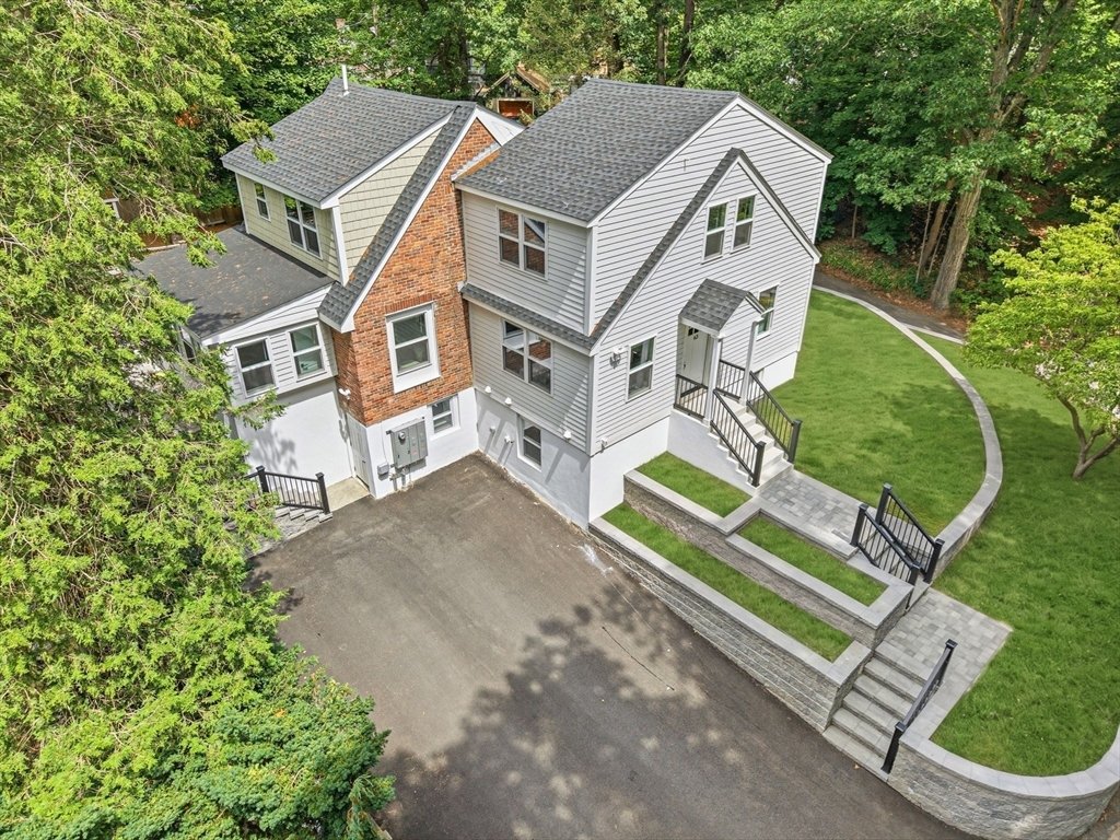 House in Wellesley, Massachusetts, United States 2 - 18433928