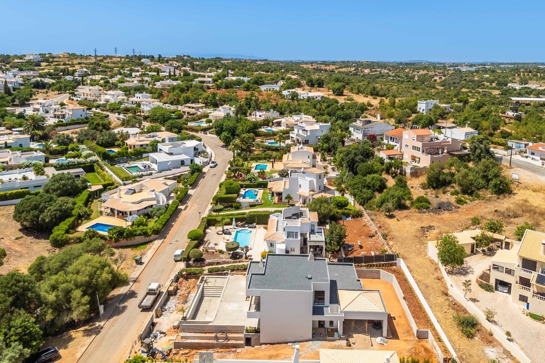 Villa in Olhos de Agua, Algarve, Portugal 2 - 18492925