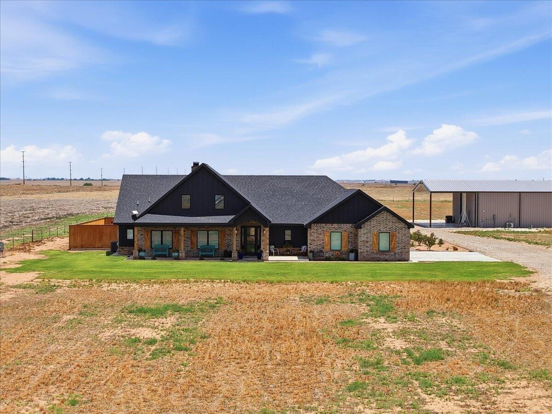 House in Abernathy, Texas, United States 3 - 18494837