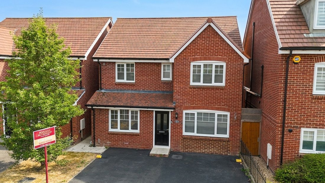 House in Okehurst, Billingshurst, England 1 - 18494578