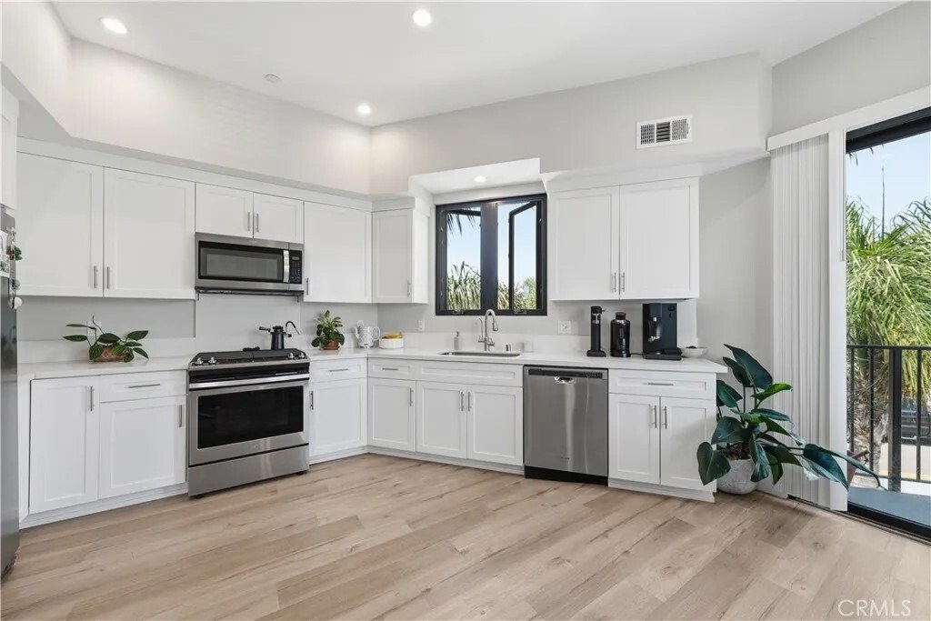 Newport Beach, California, United States 5 - 18208090