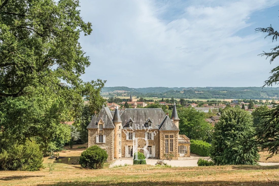 Castle in Marcilloles, Auvergne-Rhône-Alpes, France 1 - 18495288