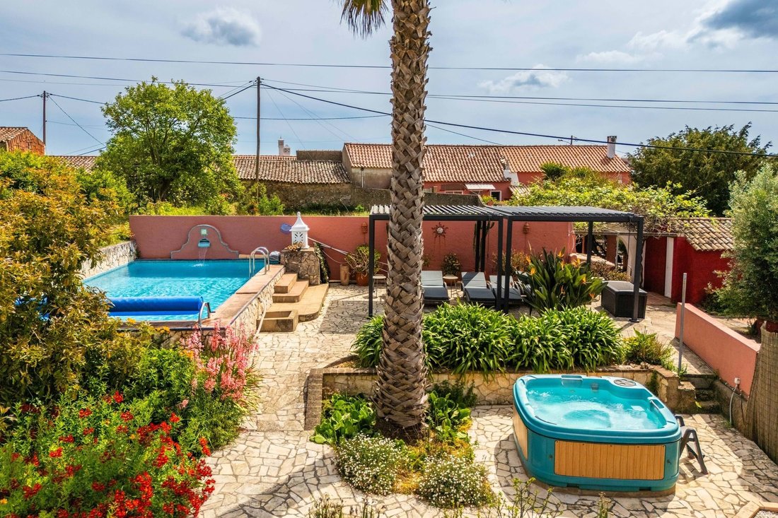 Alferce, Algarve, Portugal 1 - 17957563