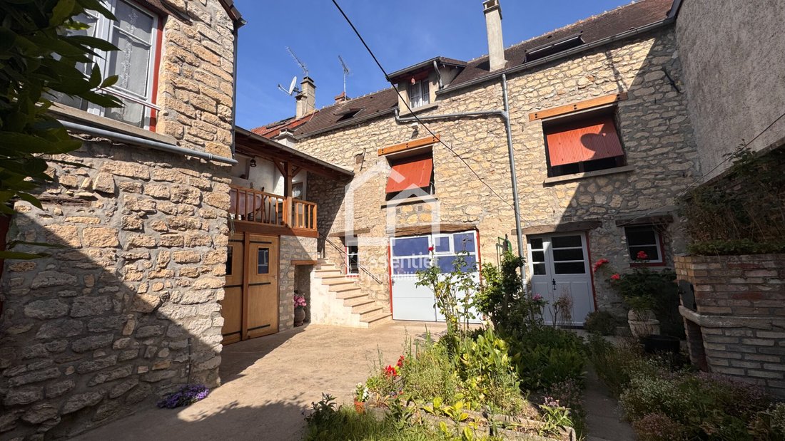 Maison à Clairières, Verneuil-sur-Seine, France 1 - 18493745