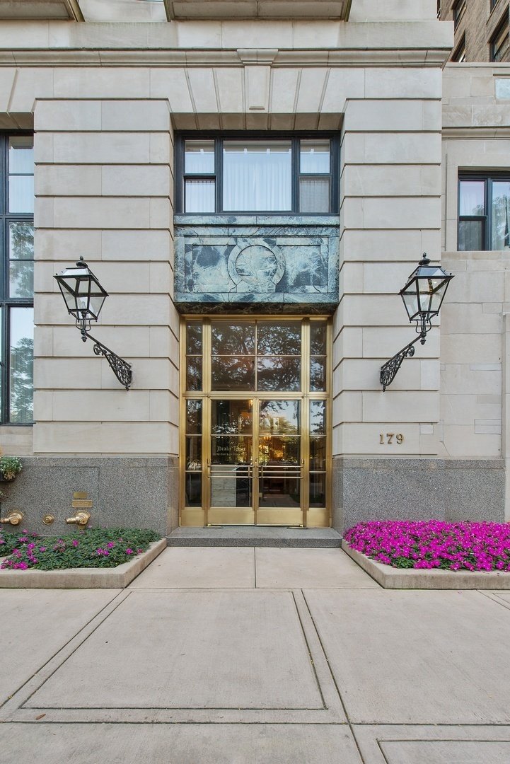 Co Op in Chicago, Illinois, United States 2 - 18494714
