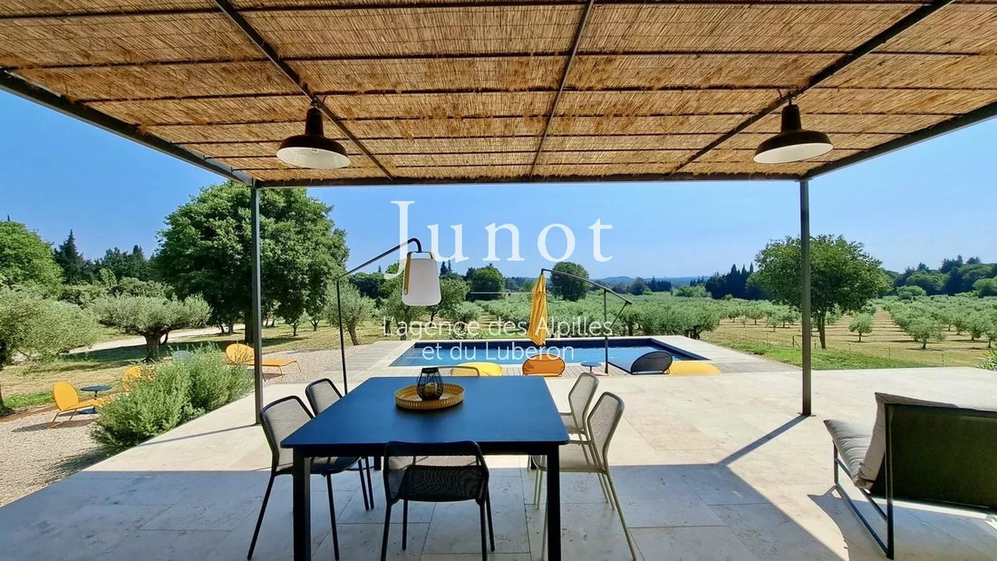 Villa in Fontvieille, Provence-Alpes-Côte d'Azur, France 2 - 17311448