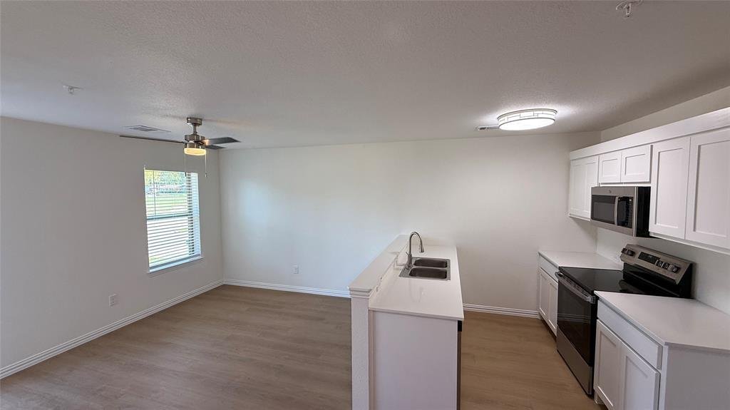 Denton, Texas, United States 4 - 18494315