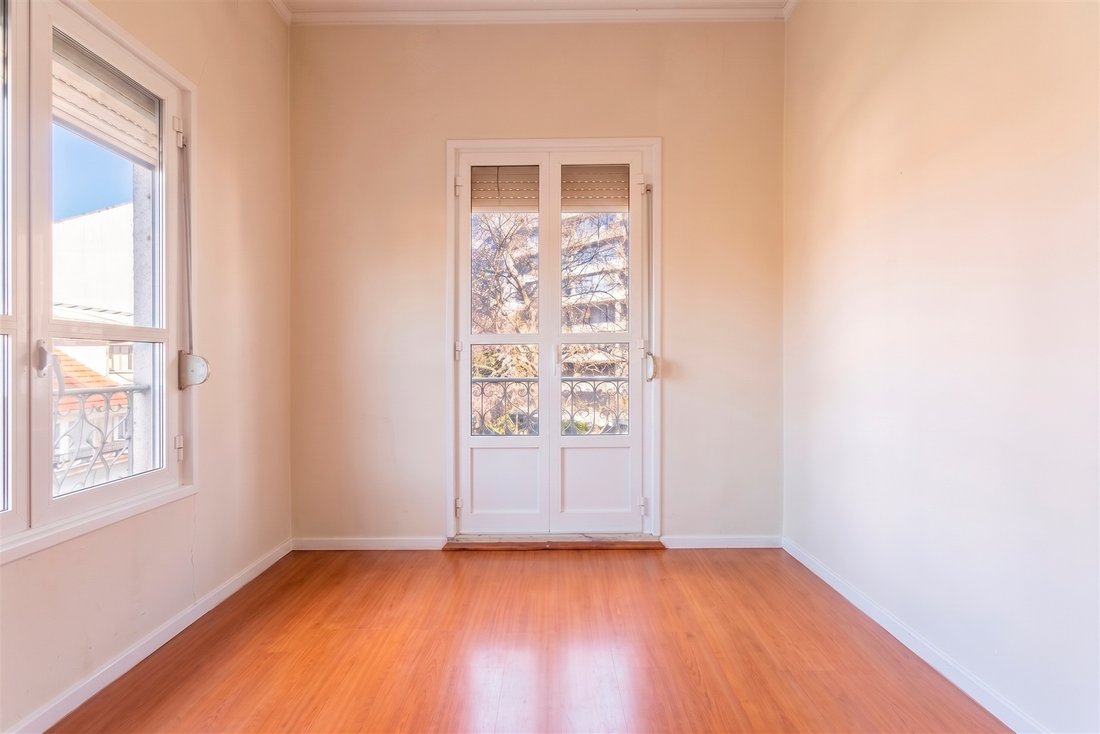 Apartment in Arroios, Lisbon, Portugal 2 - 17285056