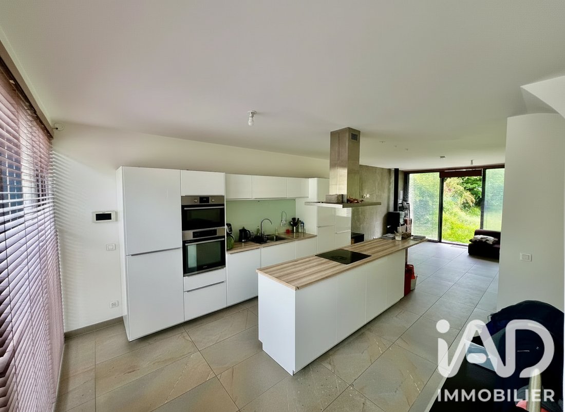 House in Napoleon, Maisons-Laffitte, France 2 - 18495783