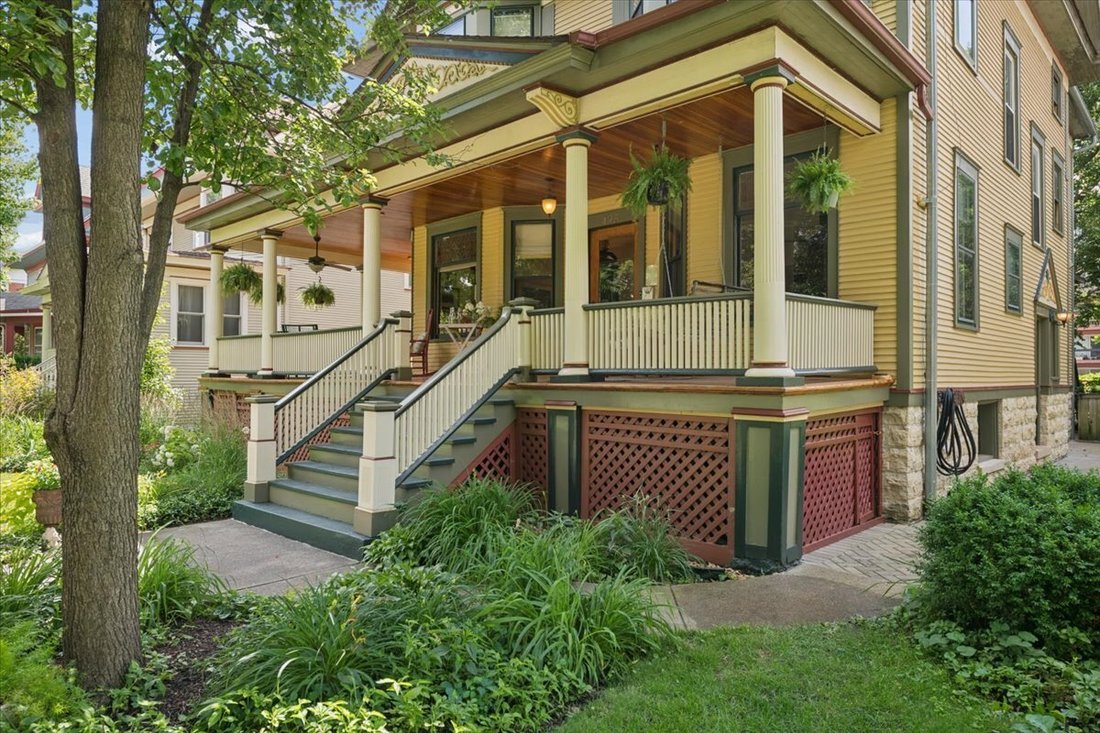 House in Oak Park, Illinois, United States 2 - 18494690