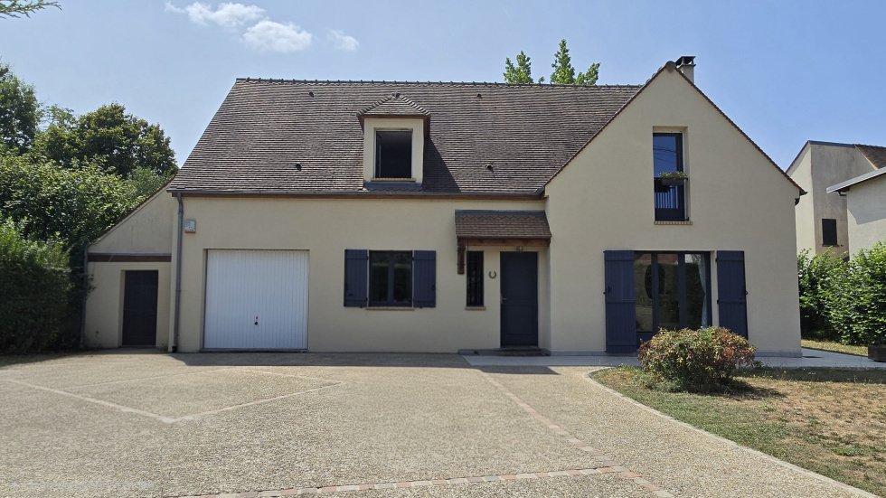 Casa a Rochefort-en-Yvelines, Isola di Francia, Francia 1 - 18493629