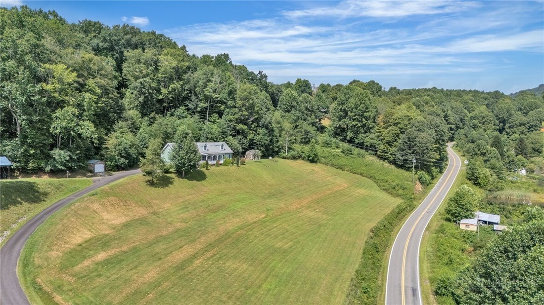 House in Creston, North Carolina, United States 1 - 18493000