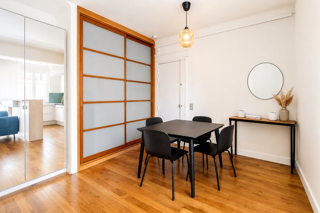 Apartment in Auteuil Sud, Paris 16e Arrondissement, Paris 4 - 18492115