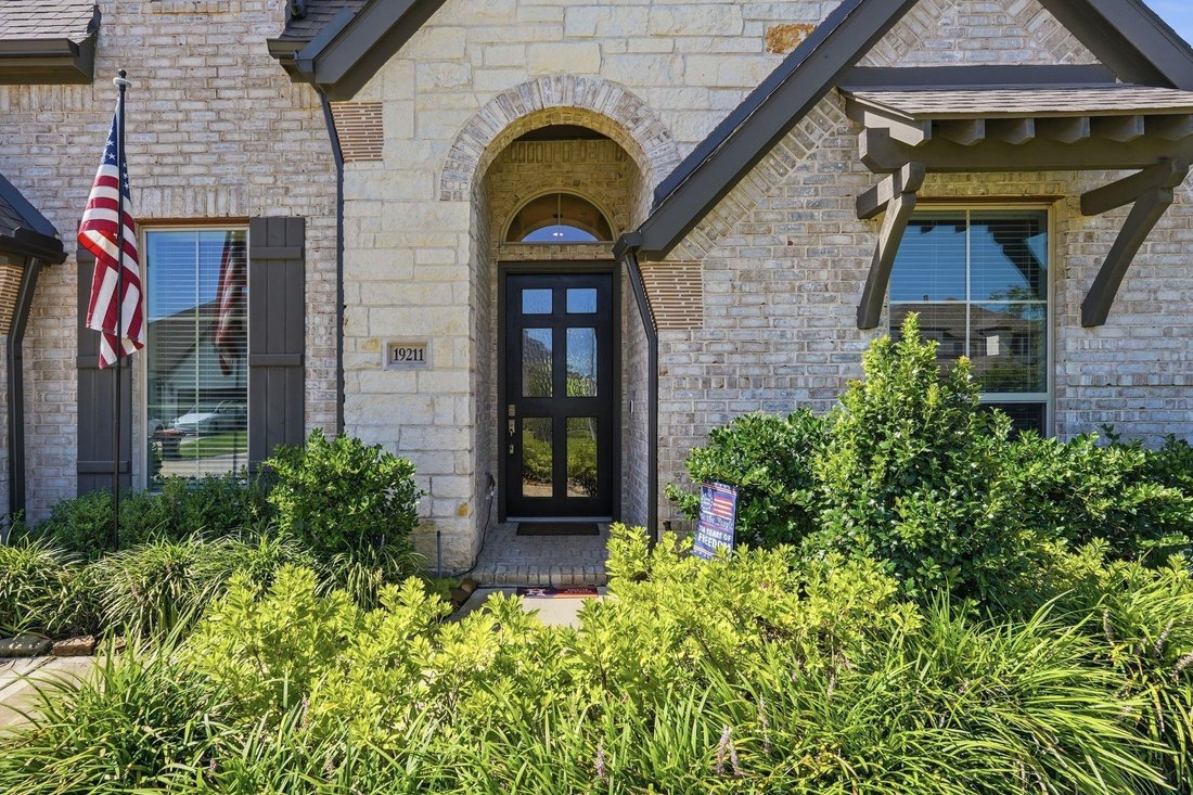 House in Tomball, Texas, United States 4 - 18494044