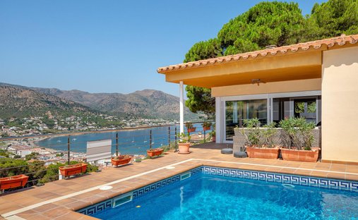 Villa en Puerto de la Selva, Cataluña, España 1