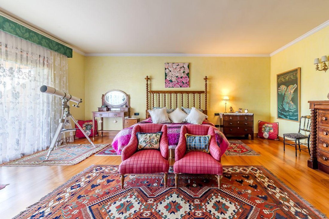 House in Las Rozas de Madrid, Comunidad de Madrid, Spain 2 - 18492744