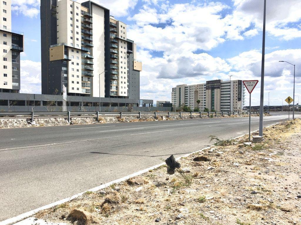 Land in Santiago de Querétaro, Querétaro, Mexico 2 - 18492514