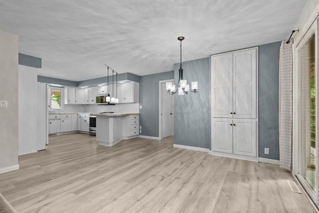 House in Menasha, Wisconsin, United States 5 - 18494612
