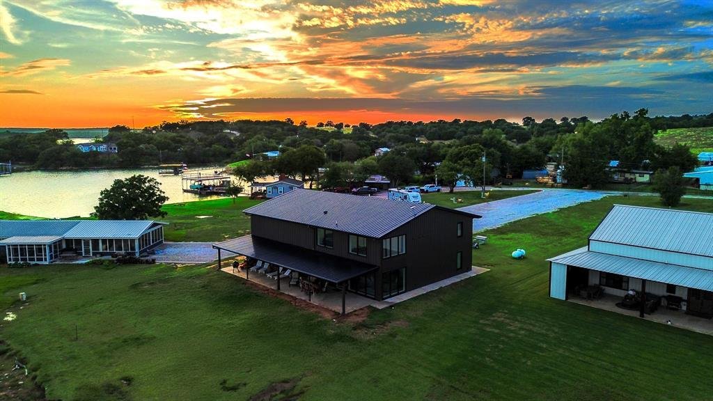 House in Graham, Texas, United States 2 - 16513182