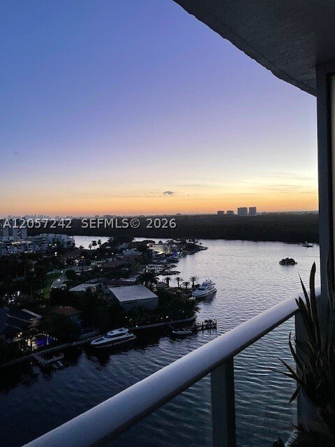 Appartement à Golden Beach, Floride, États-Unis 4 - 18493509