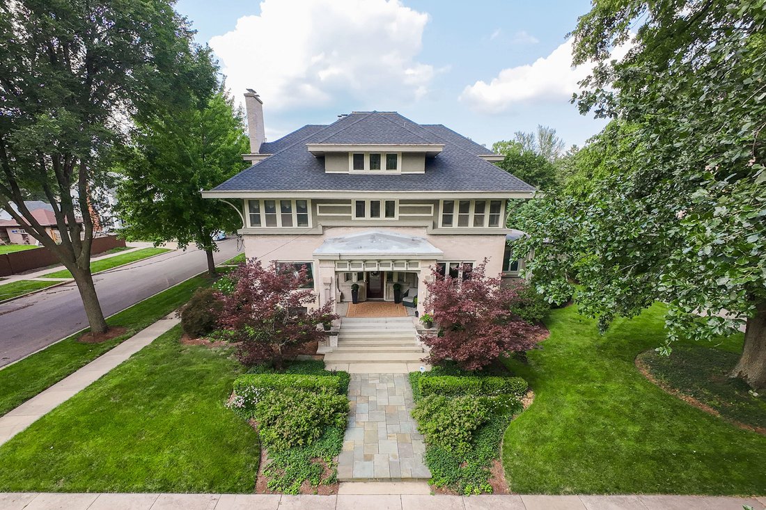 House in Aurora, Illinois, United States 1 - 18494679