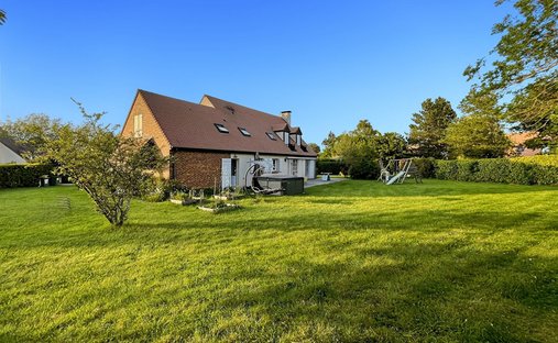 Villa in Montfort-l'Amaury, Ile-de-France, France 1
