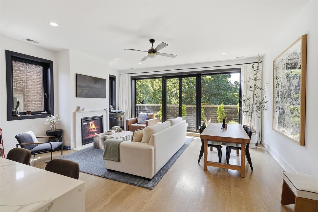 Condo in Chicago, Illinois, United States 3 - 18494650