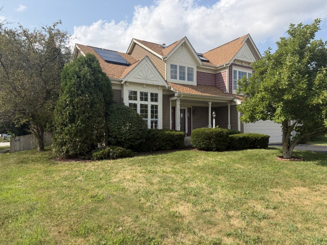 House in Aurora, Illinois, United States 1 - 18494719