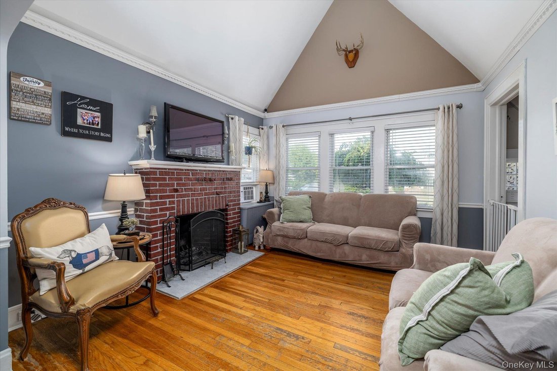 House in Malverne, New York, United States 4 - 18492309