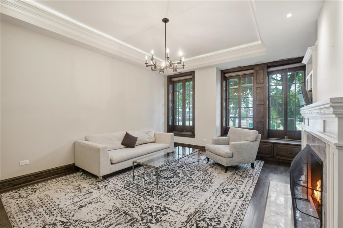 Condo in Chicago, Illinois, United States 5 - 18494674