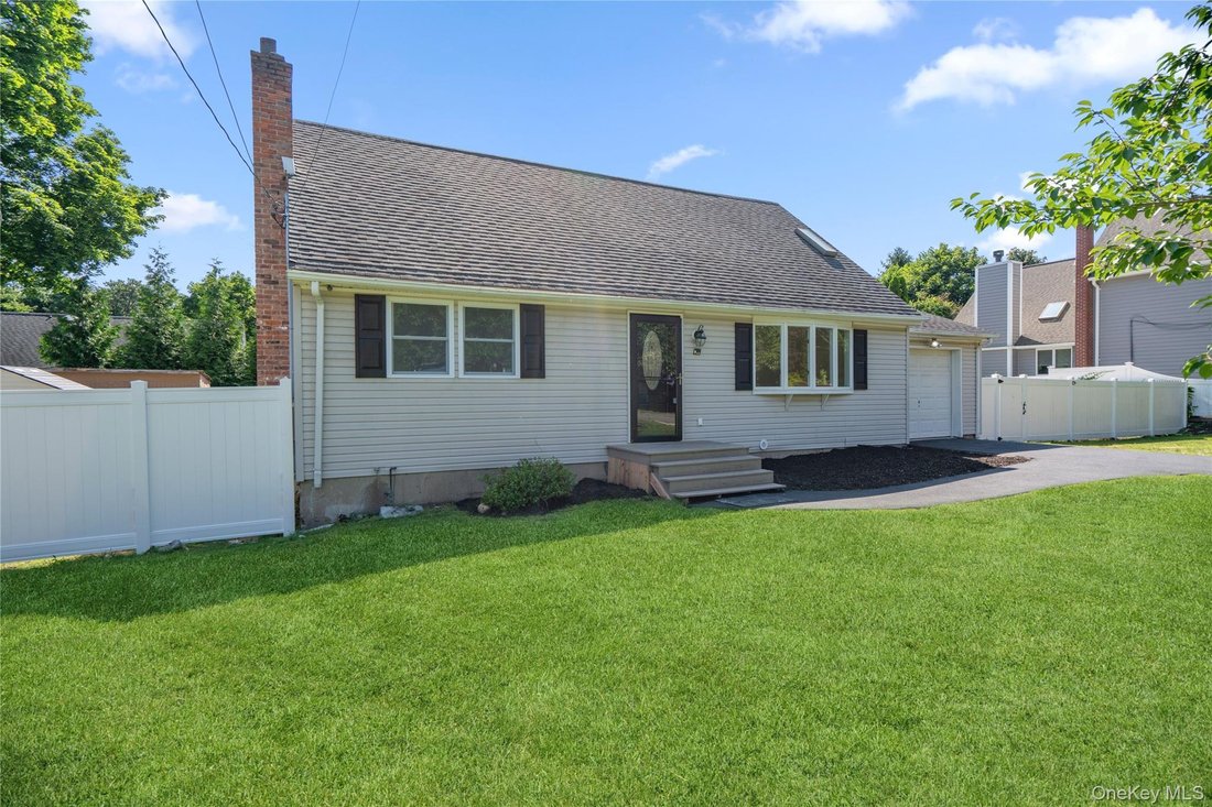 House in Miller Place, New York, United States 2 - 18495011