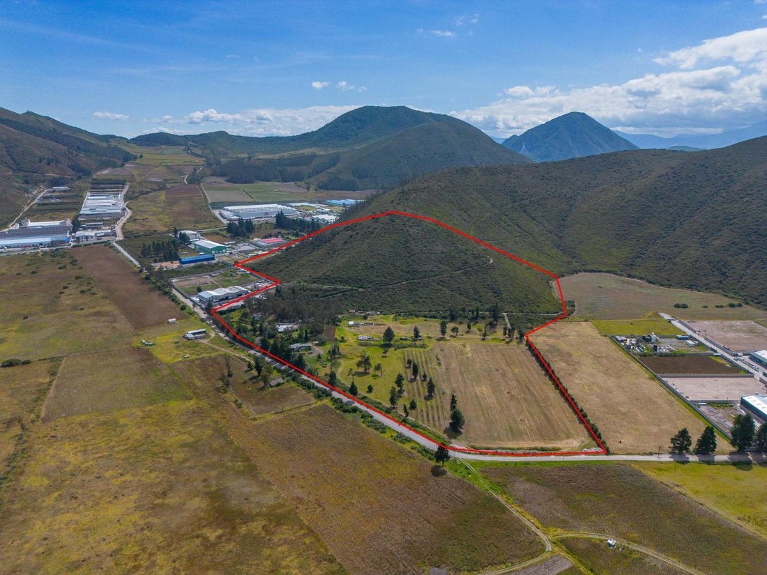 Land in Quito, Pichincha, Ecuador 4 - 18492609