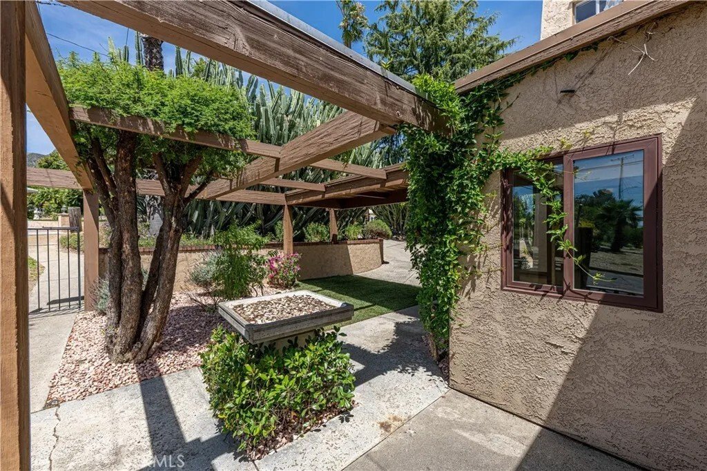 House in Upland, California, United States 5 - 17755024