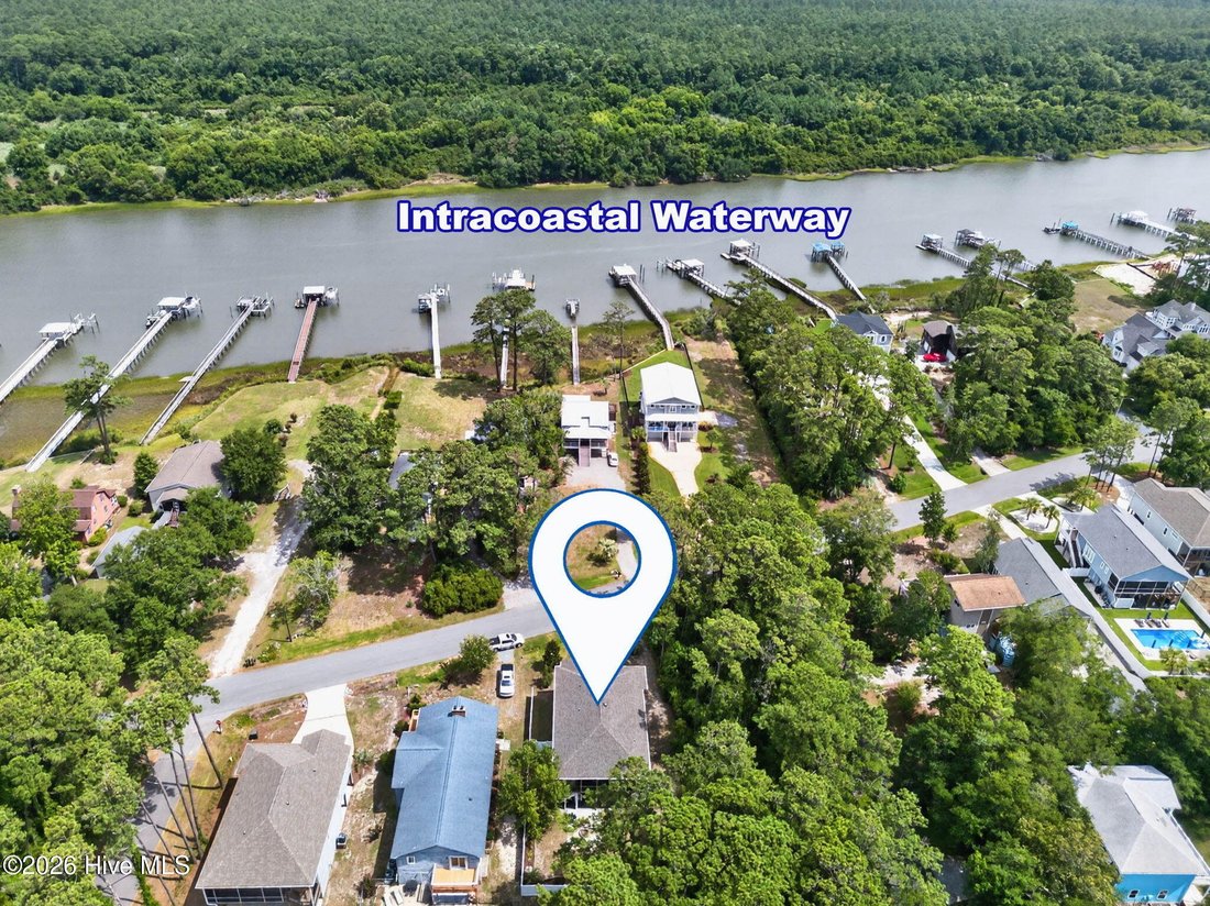 House in Oak Island, North Carolina, United States 4 - 18495278